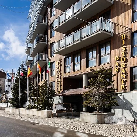 Hotell Cristallo 4*