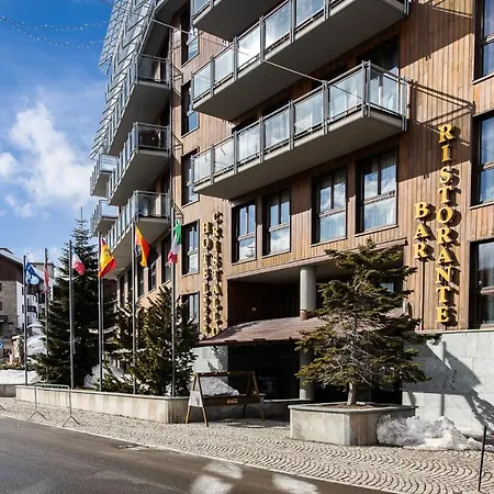 Hotel Cristallo 4*
